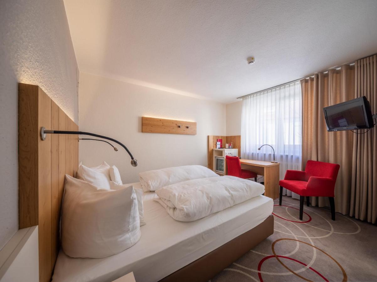 Zum Goldenen Ochsen, Hotel&gasthaus Am Schlossgarten 3*